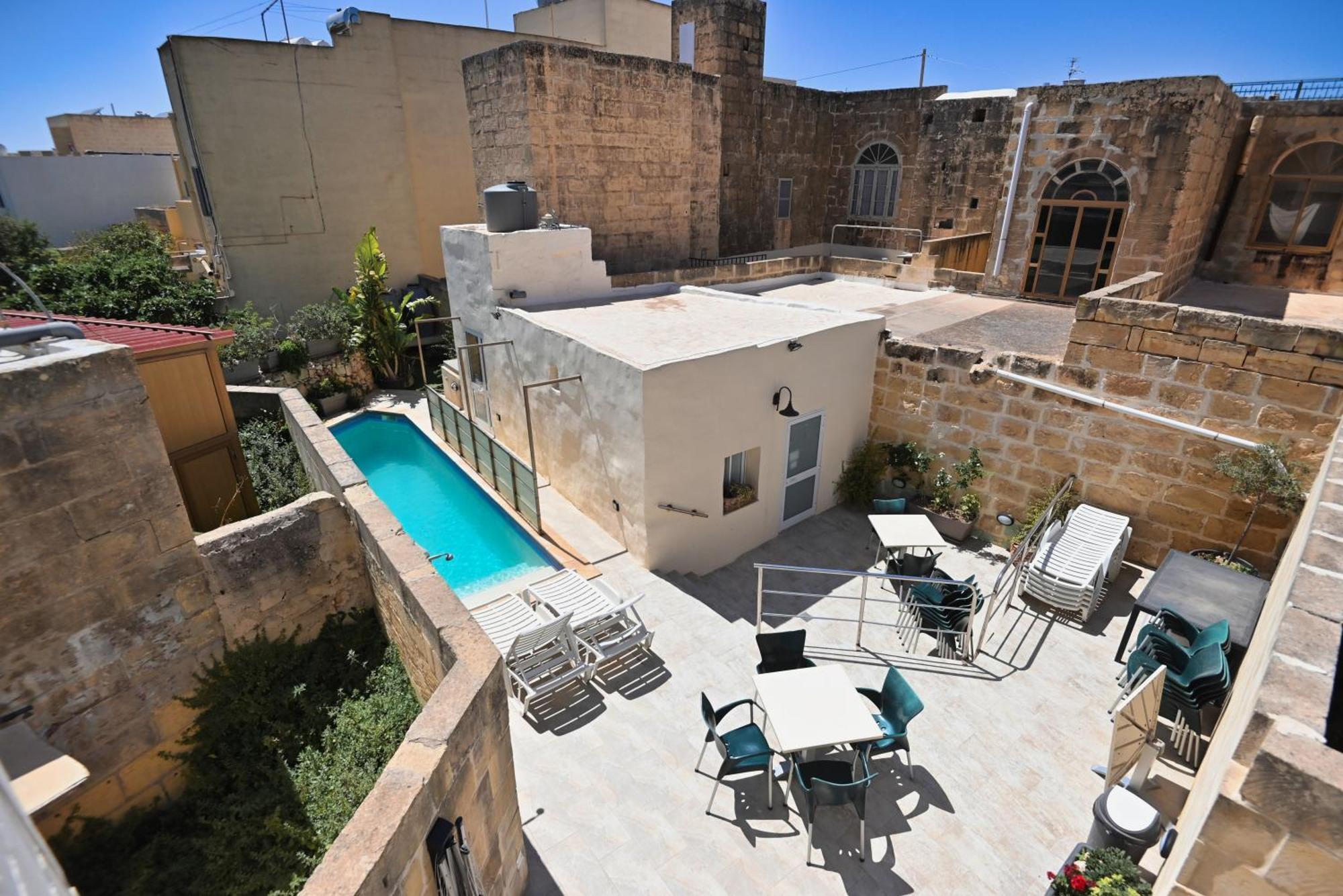 The Cloisters Bed & Breakfast Xaghra