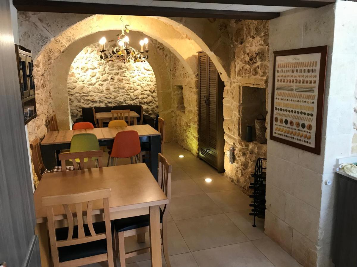 The Cloisters Alojamento de Acomodação e Pequeno-almoço Xagħra