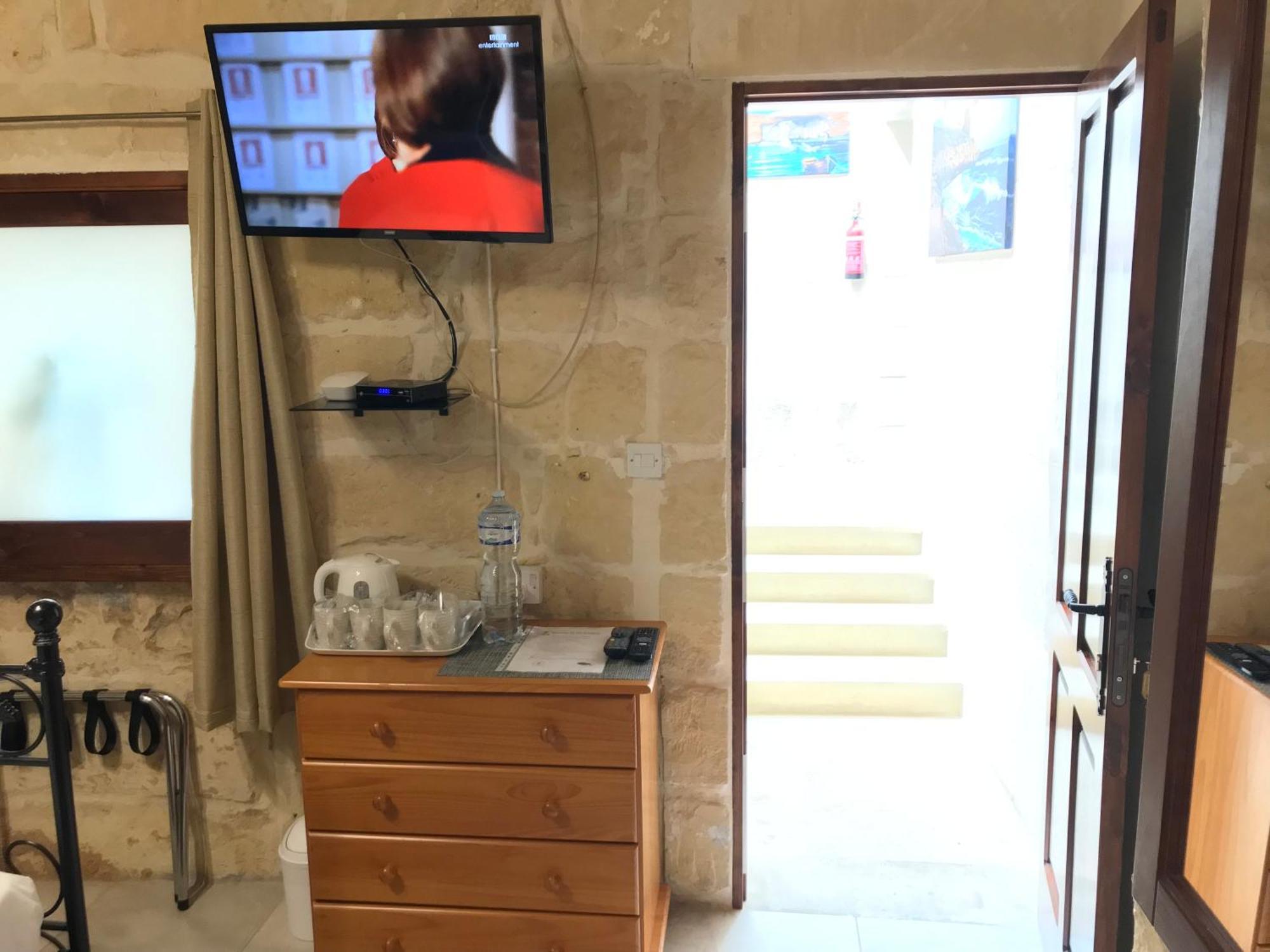 The Cloisters Bed & Breakfast Xaghra